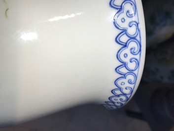 Une paire de petites jardini&egrave;res en porcelaine de Chine famille rose, d&eacute;but du 20&egrave;me