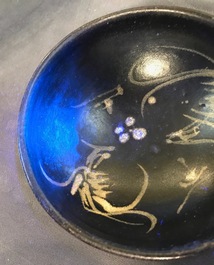 A Chinese Jizhou slip decorated phoenix bowl, poss. Southern Song/Yuan Dynasty