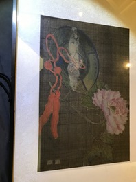 Quatre tableaux encadr&eacute;s aux antiquit&eacute;s et fleurs, Chine, 19&egrave;me
