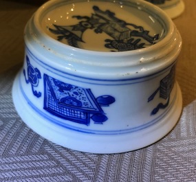 A pair of round Chinese blue and white salts, Kangxi
