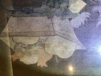 Quatre tableaux encadr&eacute;s aux antiquit&eacute;s et fleurs, Chine, 19&egrave;me