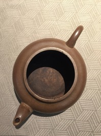 Three various Chinese Yixing stoneware teapots and covers, 19/20th C.