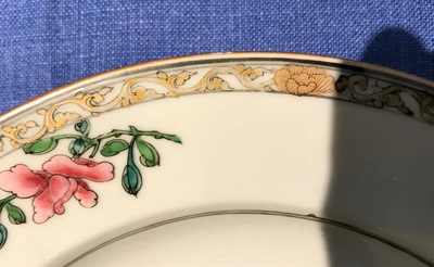 A Chinese famille rose plate with a flower basket, Yongzheng