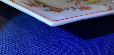 Two Chinese famille rose hexagonal dishes with mandarin designs, Qianlong