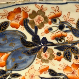 A Chinese clobbered blue and white kraak porcelain bowl with floral design, Wanli