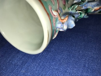 A Chinese famille rose moonflask with a court scene, 19th C.