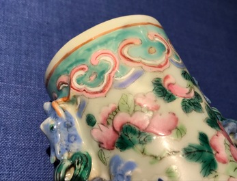 A Chinese famille rose moonflask with a court scene, 19th C.