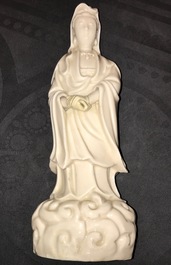 Quatre figures en porcelaine blanc de Chine de Dehua, Kangxi et post&eacute;rieur