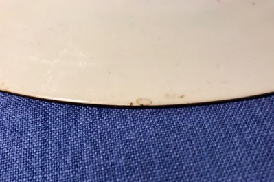 A Chinese famille rose dish with two ladies, Qianlong
