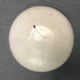 Sic bo&icirc;tes couvertes en porcelaine de Chine, Song et post&eacute;rieur