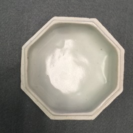 Sic bo&icirc;tes couvertes en porcelaine de Chine, Song et post&eacute;rieur