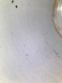 Un aquarium en porcelaine de Chine bleu et blanc, 19&egrave;me