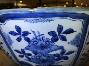 A large Chinese blue and white kraak porcelain bowl with floral design, Wanli