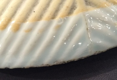 A shell-shaped Chinese famille verte dish, Kangxi
