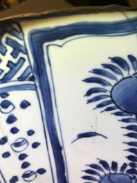 A large Chinese blue and white kraak porcelain bowl with floral design, Wanli
