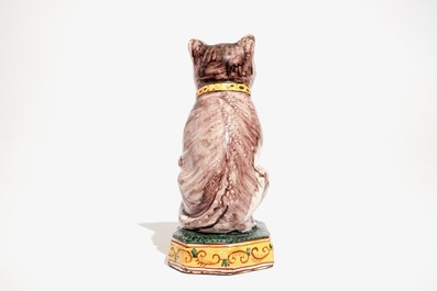 A polychrome Dutch Delft model of a cat, 19th C.