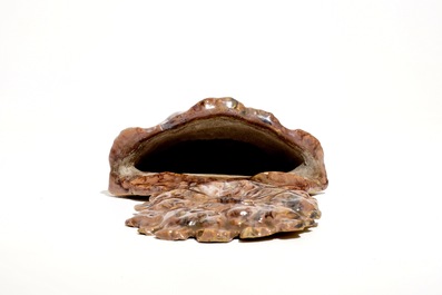 A faux-marble Bruges faience holy water font, Pulinx workshop, 18th C.