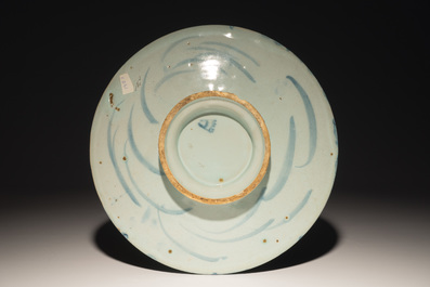 A blue and white Italian armorial tazza, Savona, 17/18th C.
