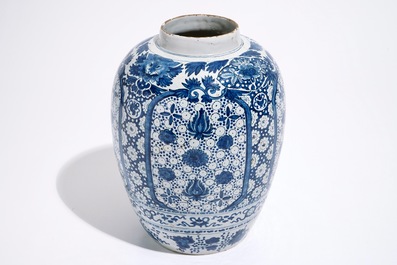 A Dutch Delft blue and white chinoiserie jar, 17th C.