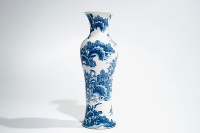 A Dutch Delft blue and white chinoiserie vase, 2nd half 17th C.