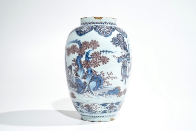 A fine Dutch Delft blue, white and manganese chinoiserie vase, 17th C.