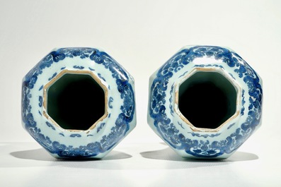A pair of Dutch Delft blue and white chinoiserie vases, 2nd half 17th C.