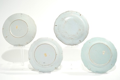 Quatre assiettes polychromes en fa&iuml;ence de Saint-Amand-les-Eaux, 18&egrave;me