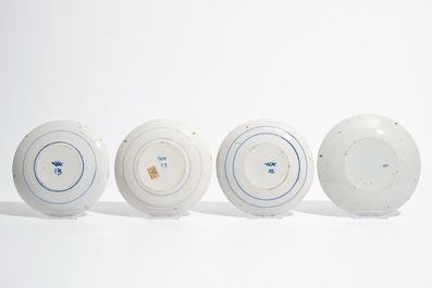 Eight Dutch Delft polychrome "lightning" plates, 17/18th C.