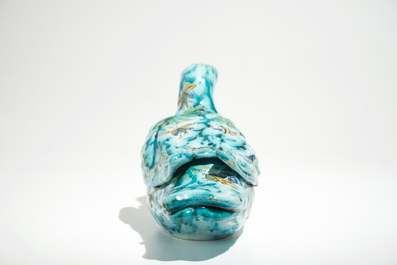 Une terrine en forme de pigeon en fa&iuml;ence polychrome de Bruxelles, 18&egrave;me