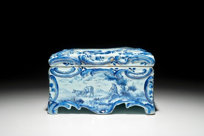 A rectangular Dutch Delft blue and white box and cover, 19th C.