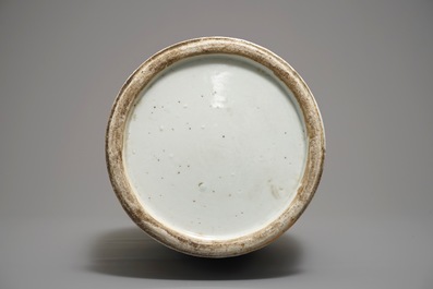 A Chinese famille rose vase with circular court scene design, 19th C.