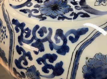A pair of tall Dutch Delft blue and white chinoiserie vases, 1st half 18th C.