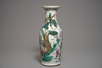 A Chinese famille rose vase with circular court scene design, 19th C.