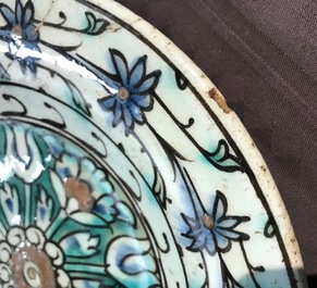 An ornamental Iznik plate, Turkey, 1st half 17th C.