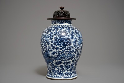 A Chinese blue and white "Phoenix" vase, Kangxi