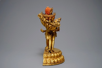Une grande figure de Kapaladhara Hevajra en bronze dor&eacute;, Sino-Tibet, 17/18&egrave;me