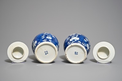 Four Chinese famille verte and blue and white vases, 19/20th C.