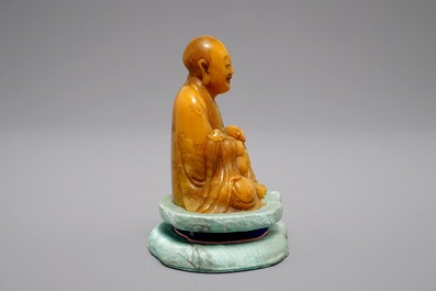 Un mod&egrave;le d'un Luohan en pierre de savon de Shoushan, Chine, 18/19&egrave;me