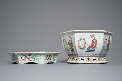 A Chinese famille rose Wu Shuang Pu jardini&egrave;re on stand, 19th C.