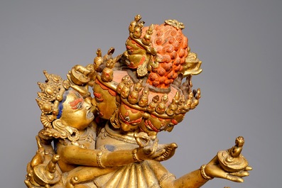 Une grande figure de Kapaladhara Hevajra en bronze dor&eacute;, Sino-Tibet, 17/18&egrave;me
