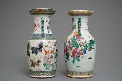 Twee Chinese famille rose vazen, 19e eeuw