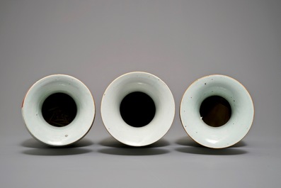 Five Chinese iron red and famille rose vases, 19/20th C.