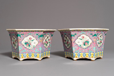 A pair of Chinese famille rose Peranakan style jardini&egrave;res, 19th C.