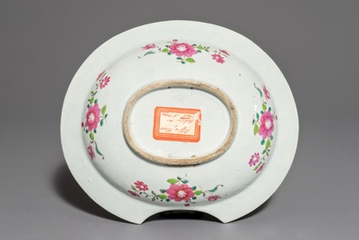 Een Chinese famille rose scheerkom, Qianlong