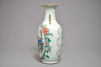 A Chinese famille rose two-sided design vase, 19/20th C.
