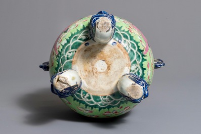 A large Chinese famille rose lime-green-ground incense burner with dragons, 19th C.