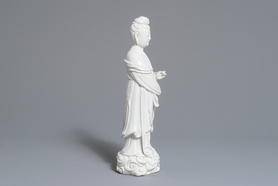 Un mod&egrave;le d'une Guanyin en porcelaine blanc de Chine de Dehua, 18&egrave;me