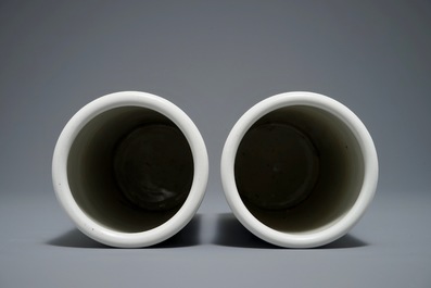 A pair of Chinese blue and white hat stands, 20th C.
