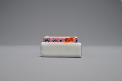 A Chinese famille rose brush rest, Qianlong mark, 20th C.