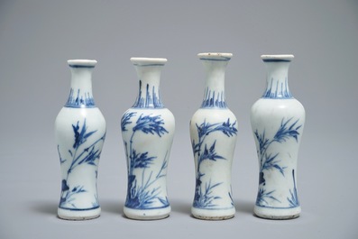 Four Chinese blue and white vases with floral design, Hatcher cargo, Transitional period